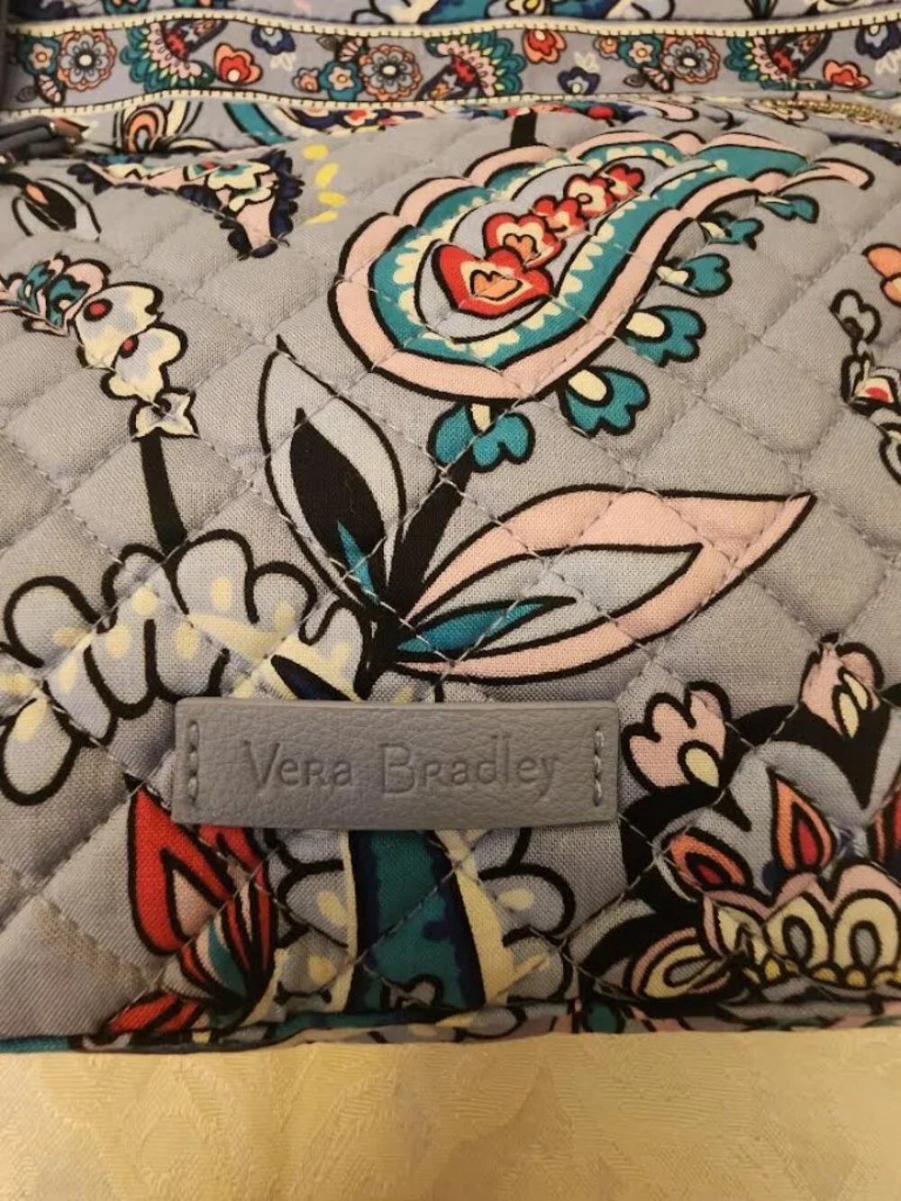 NWT - VERA BRADLEY TRIPLE ZIP HIPSTER IN COTTON MAKANI PAISLEY